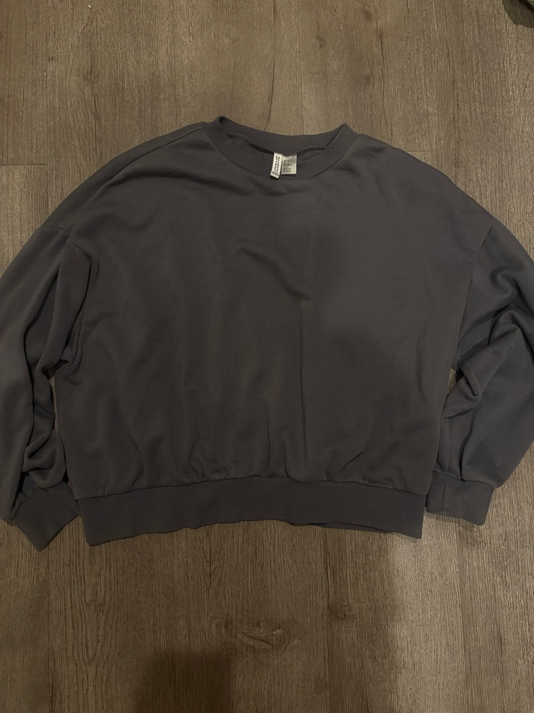 oversized grey crew neck