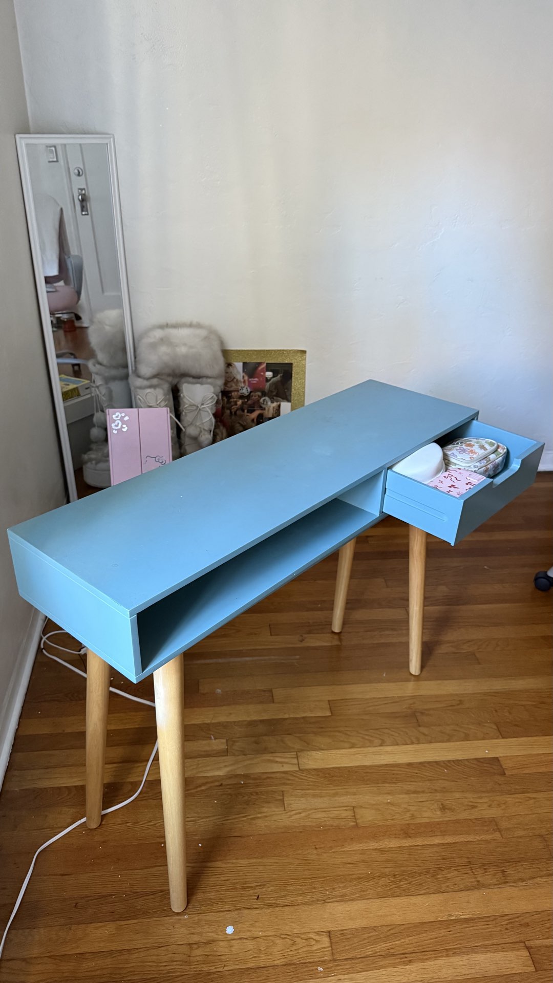 Blue desk photo 3