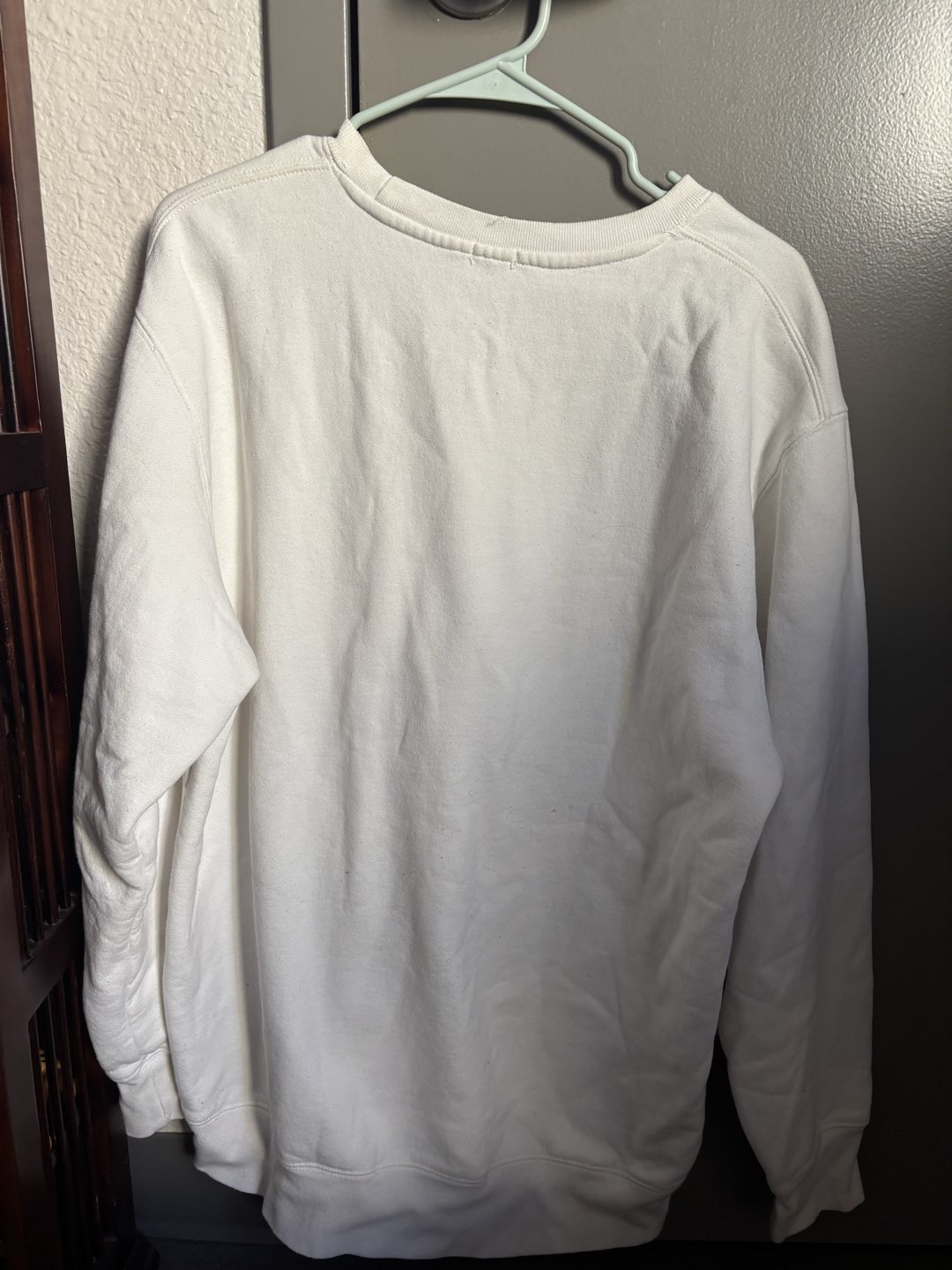 Brandy Melville sweater photo 2
