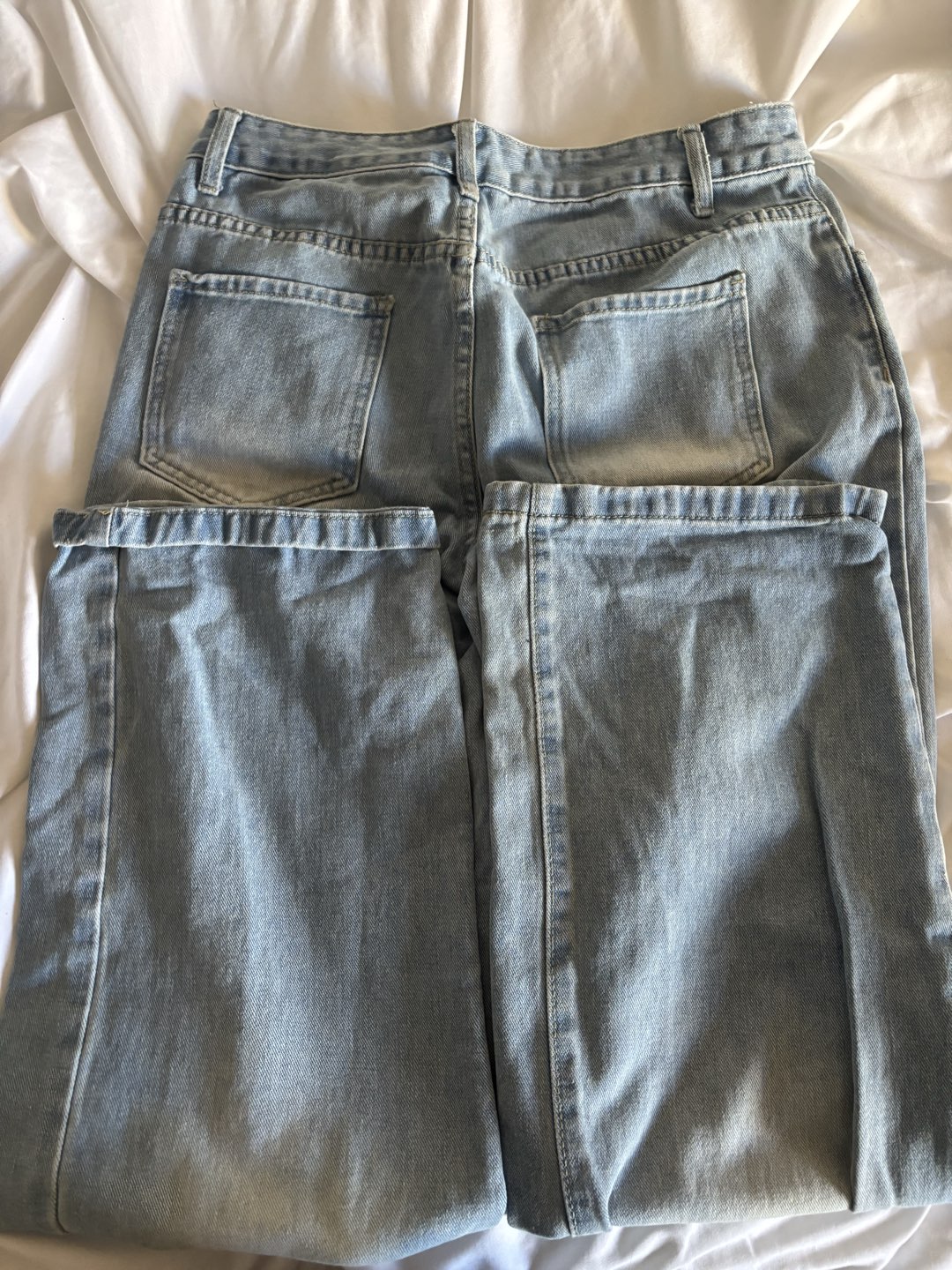 SHEIN Jeans photo 2