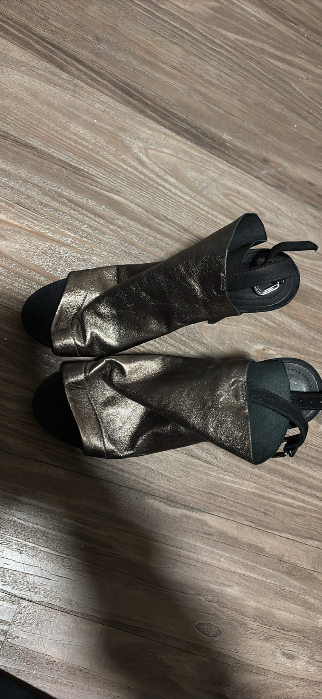 Schultz Black Heels