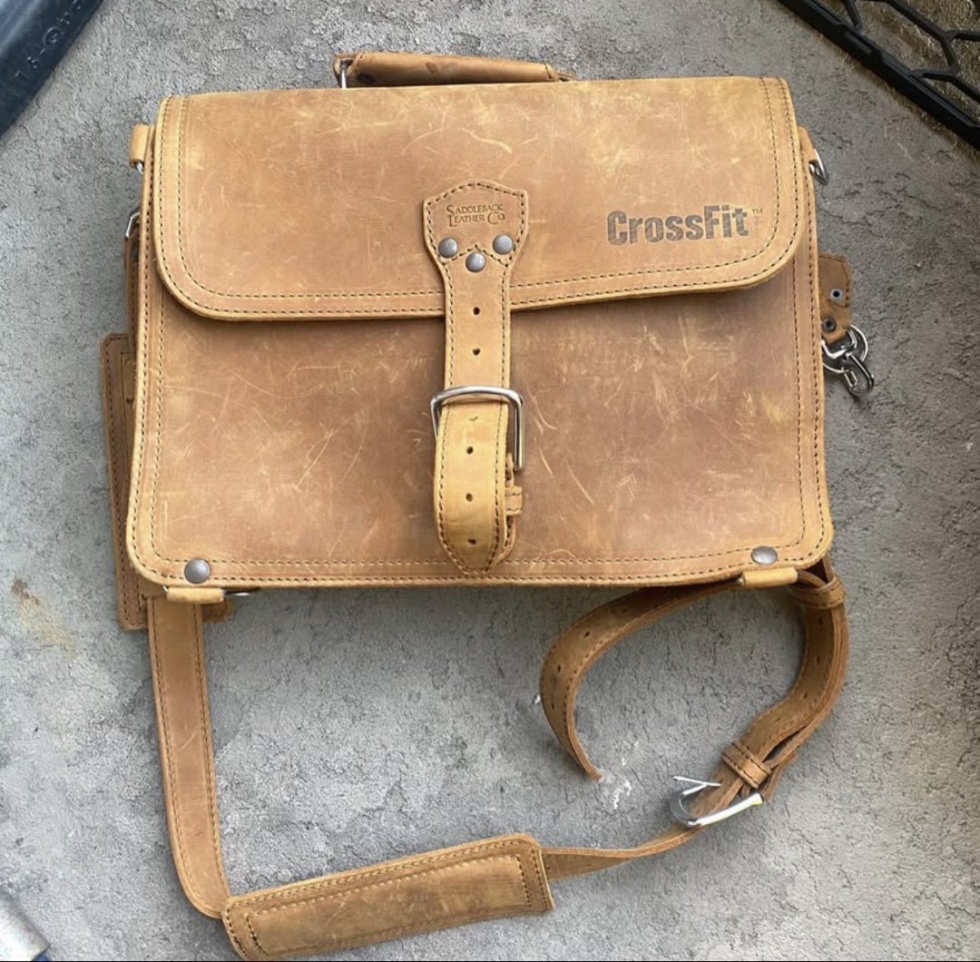 Saddlebqoc leather co FOURTEENER THIN LEATHER BRIEFCASE