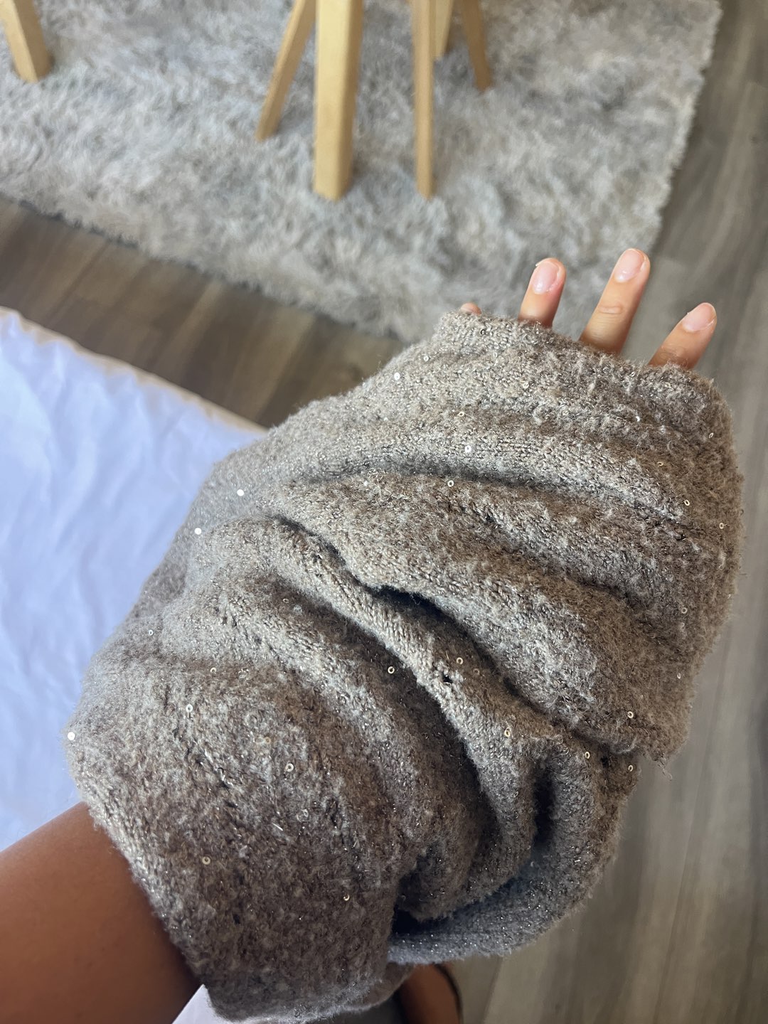 brown shimmery sweater photo 2