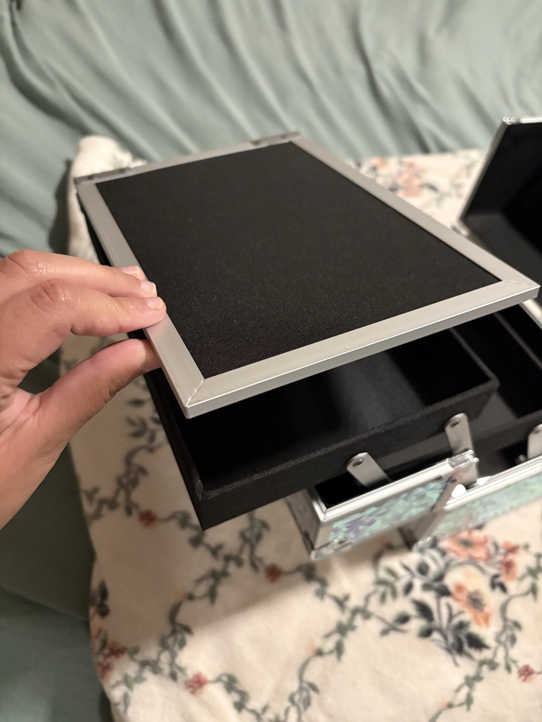 Shiny Purple Makeup Box photo 6