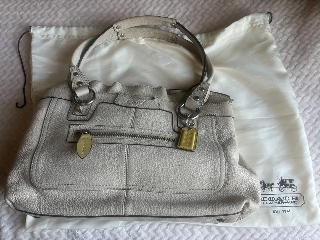 COACH Leather Satchel 👜 photo 2