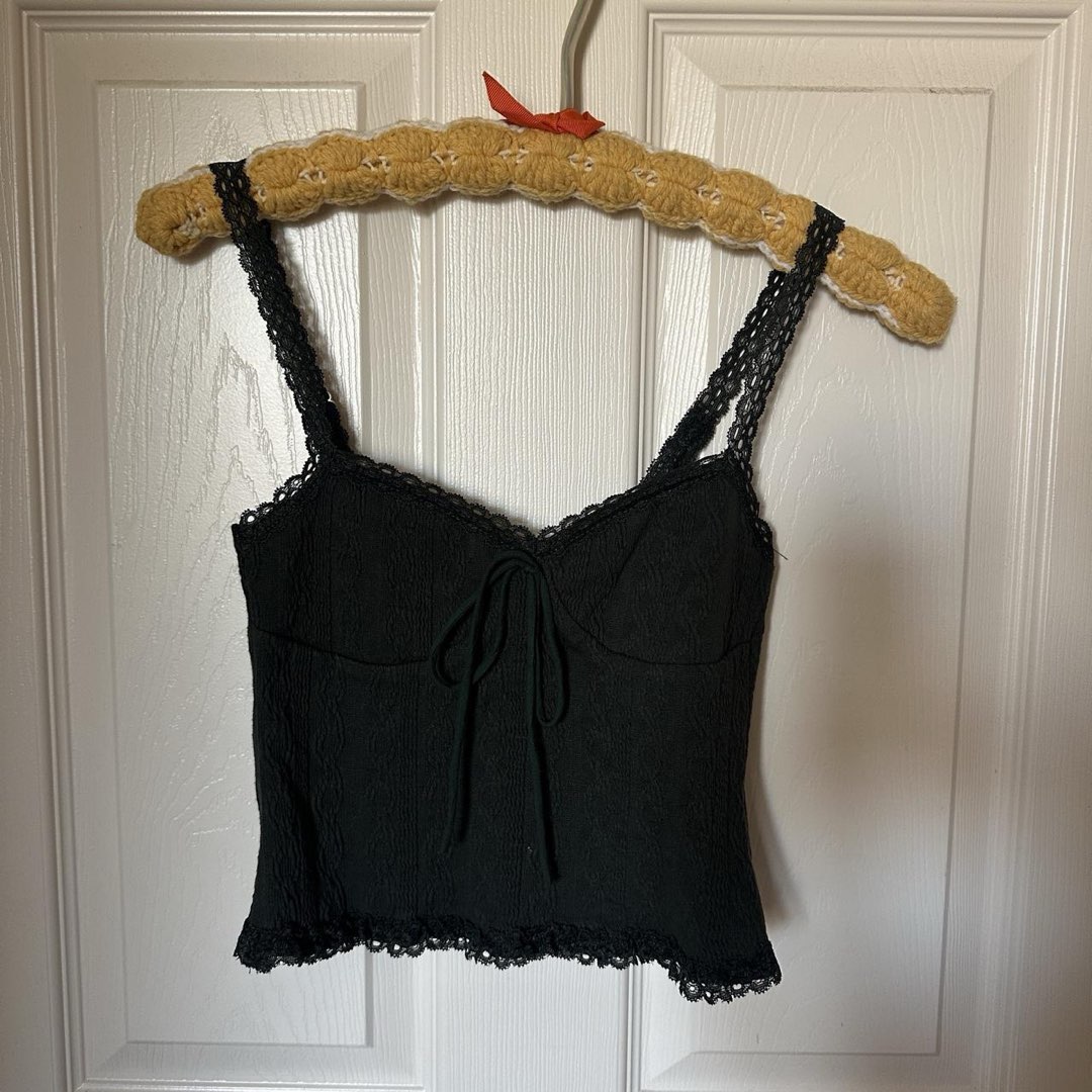 Edikted Lace Tank Top photo 2