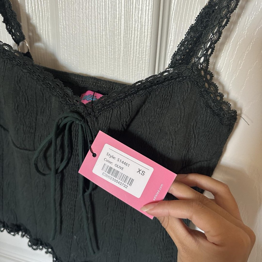 Edikted Lace Tank Top photo 4