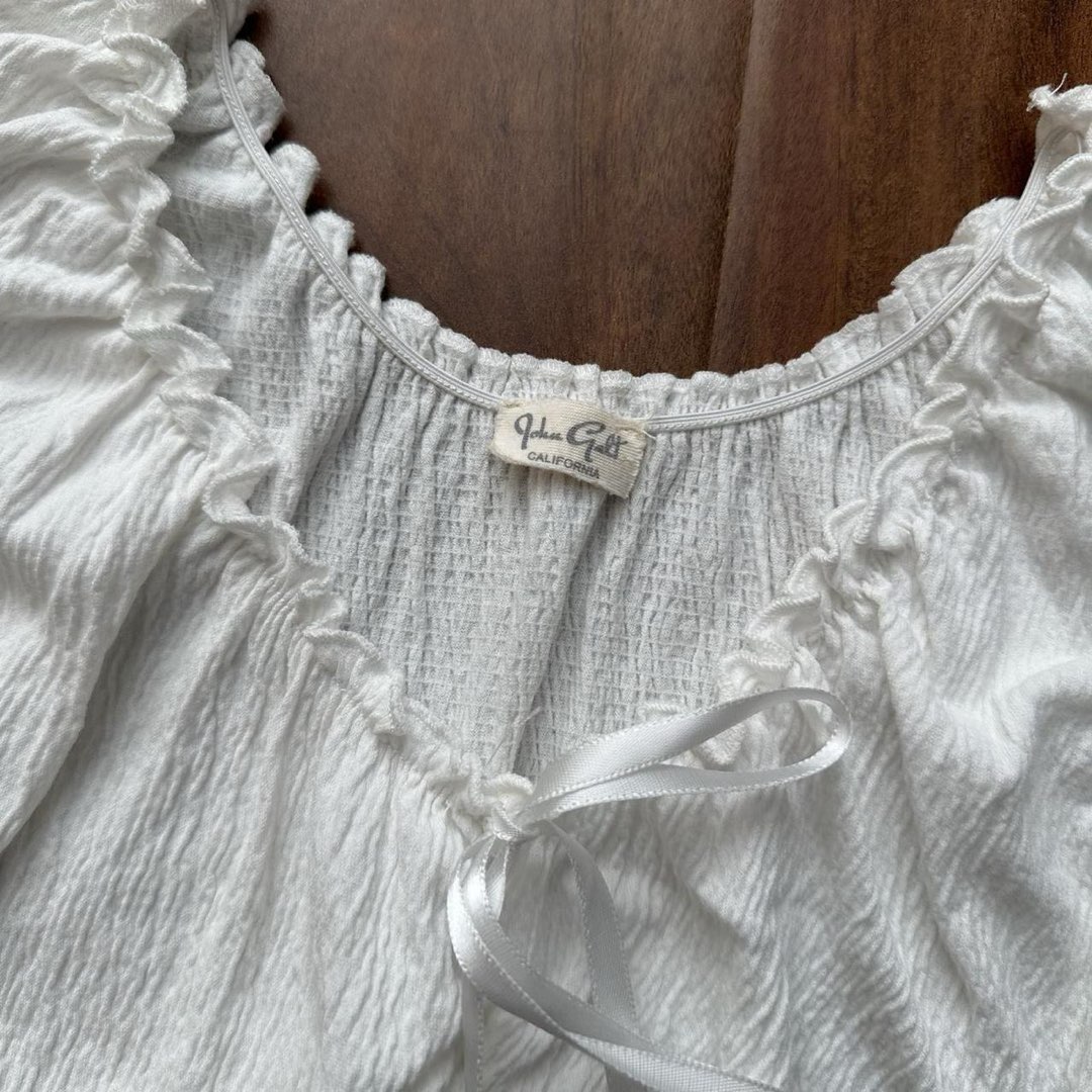 Brandy Melville Blouse photo 3