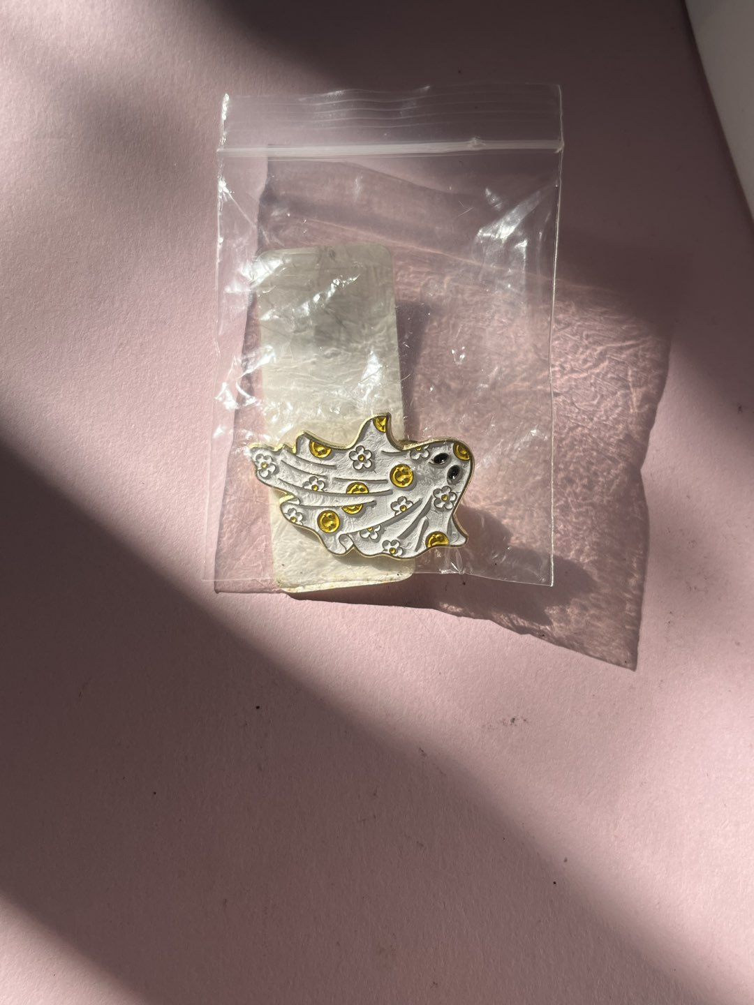 Ghost pin