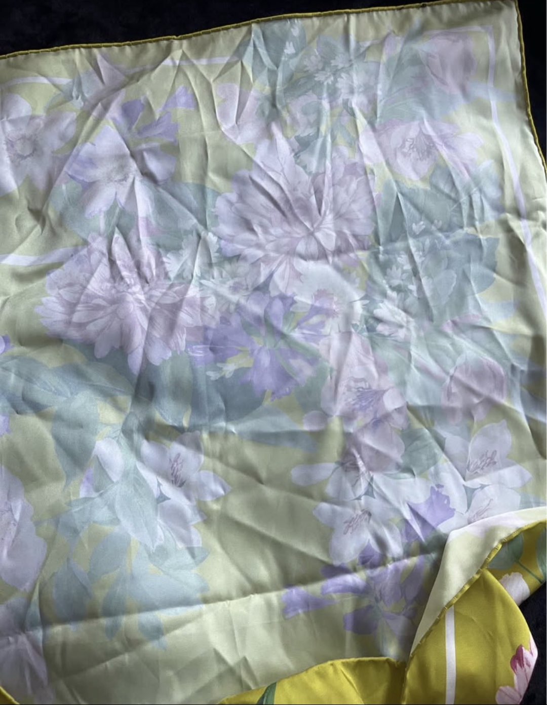 Square Floral Scarf photo 4