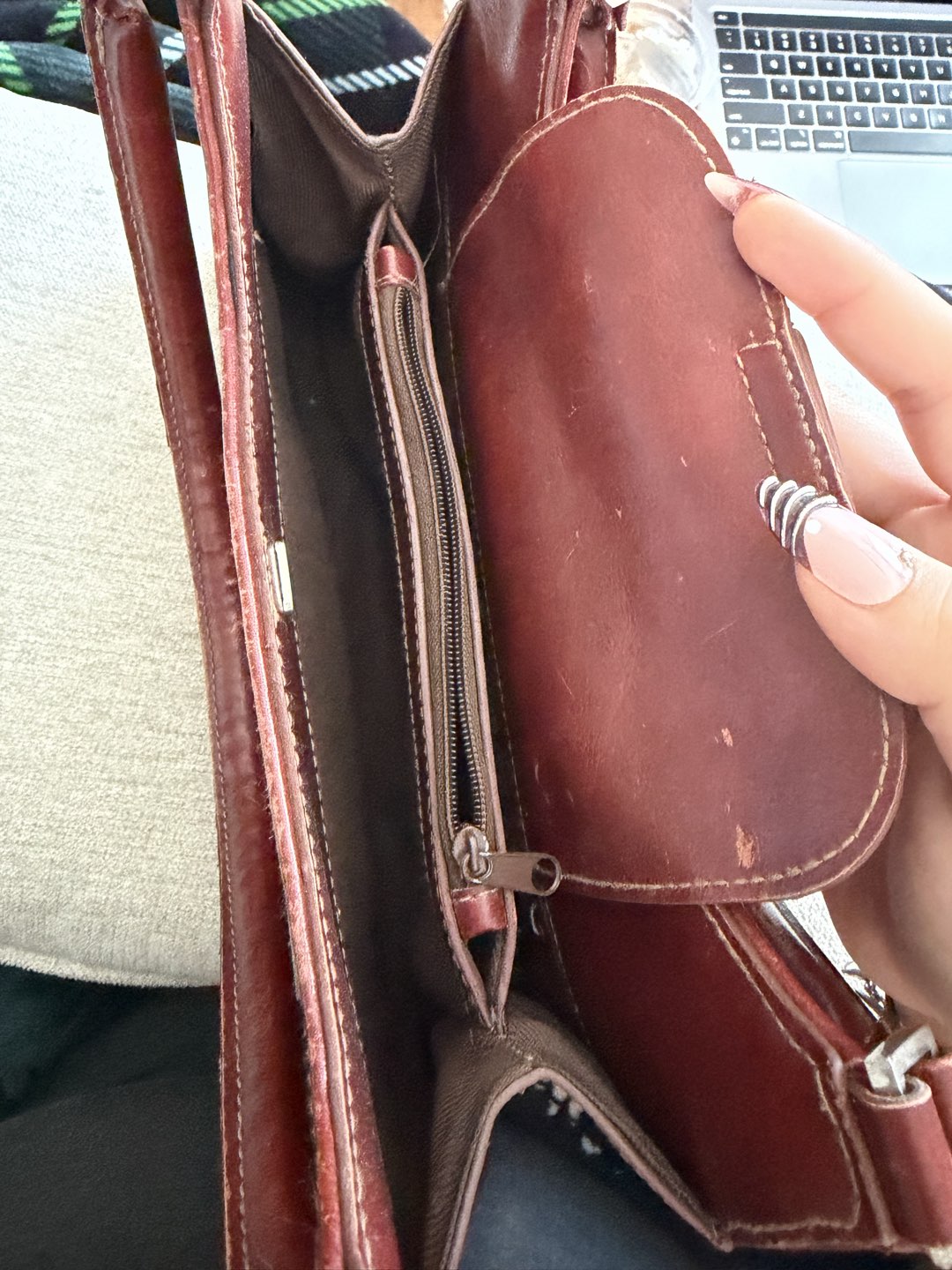 Purse photo 2