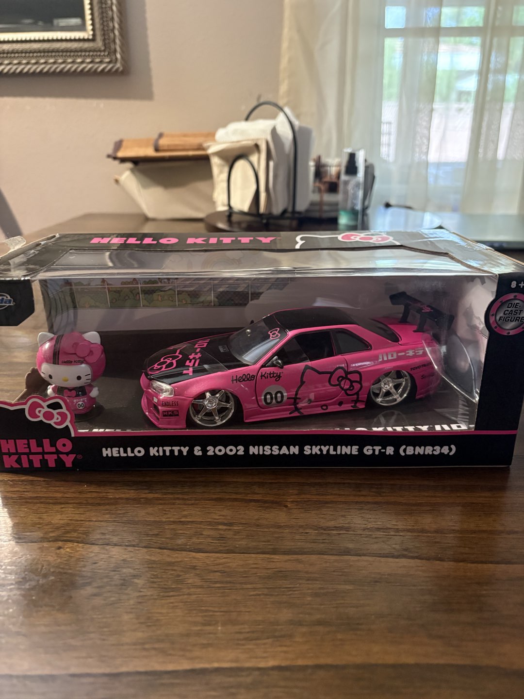 Hello Kitty Sports Car!